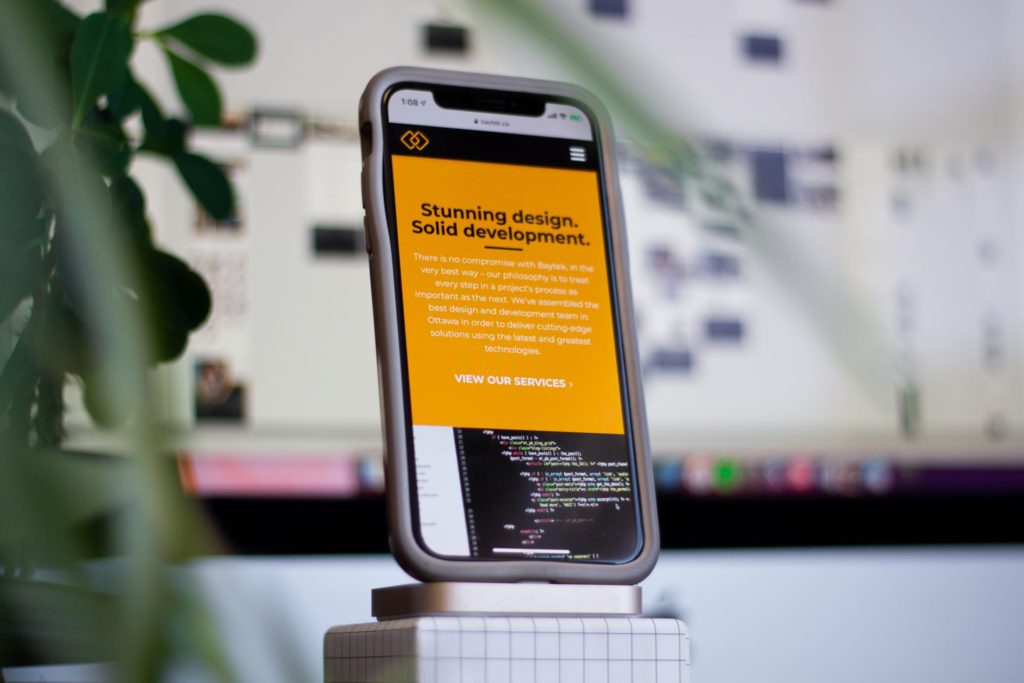 Web Design – When To Go Custom